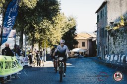Est! Est!! Est!!! - 2026 - Arrivo